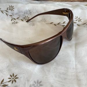 Just Cavalli ladies sunglasses in brown oversized frame with brown lenses.